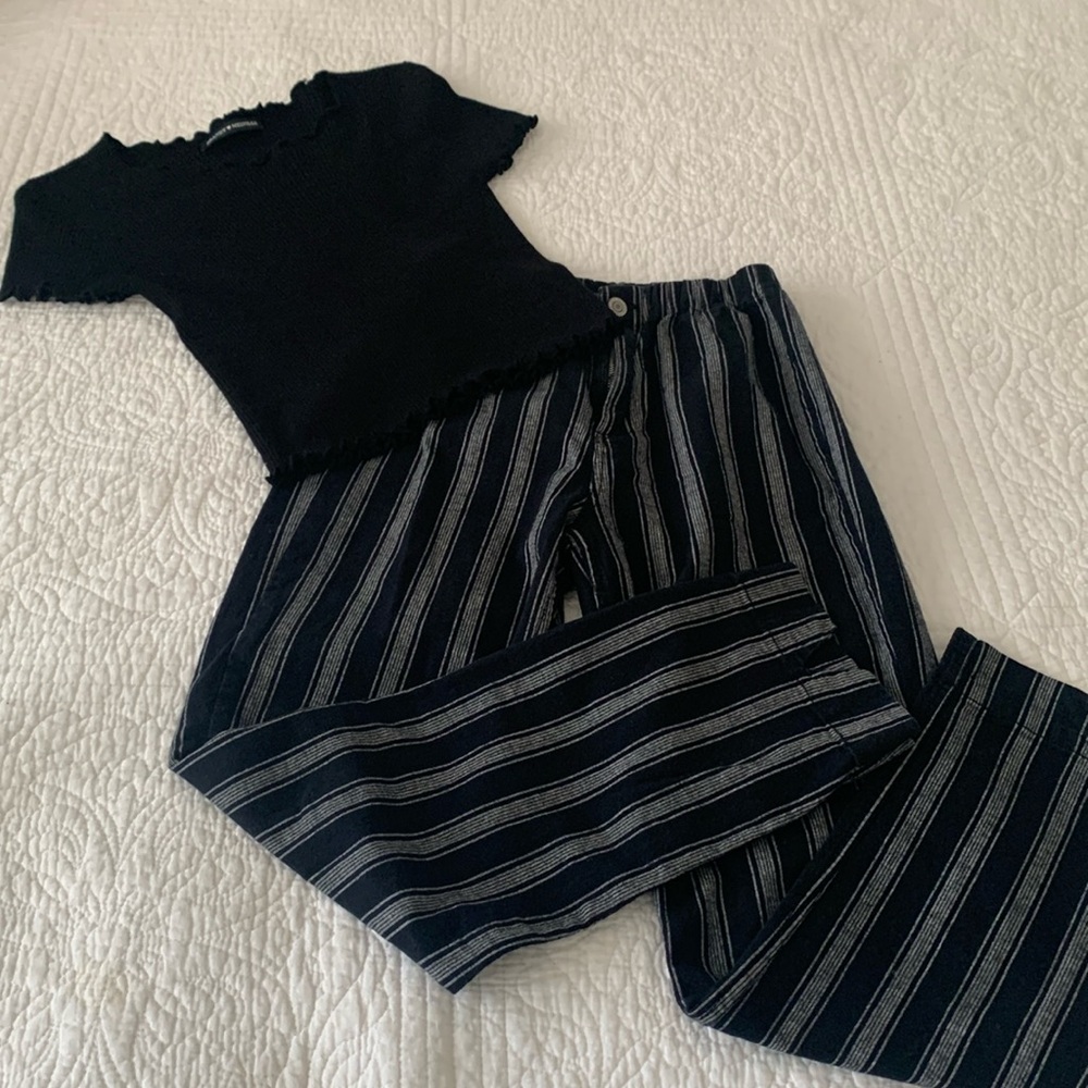 Striped 🖤 pants